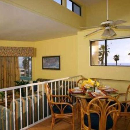 Aquamarine Villas Oceanside Exterior photo