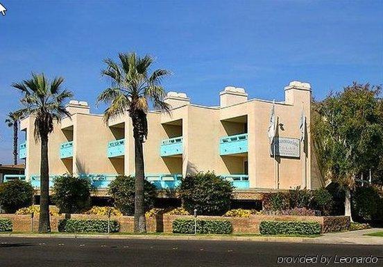 Aquamarine Villas Oceanside Exterior photo